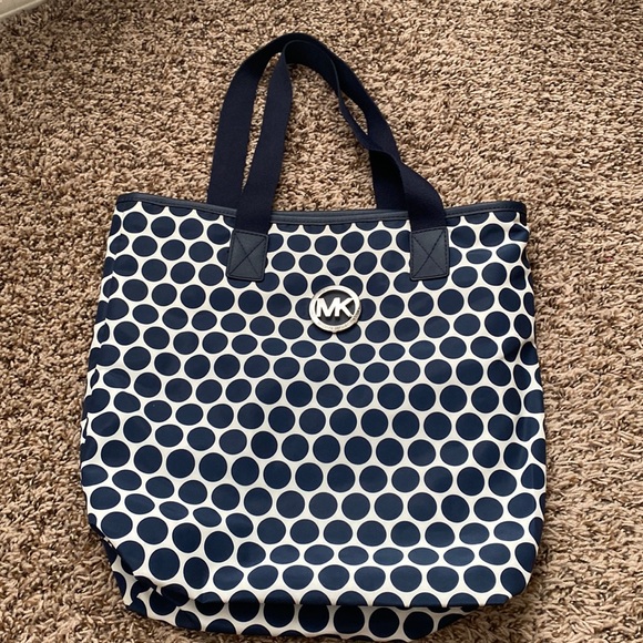 Michael Kors MK Large Nylon Polka Dot Tote Bag, Perfect Beach Bag - Picture 1 of 5